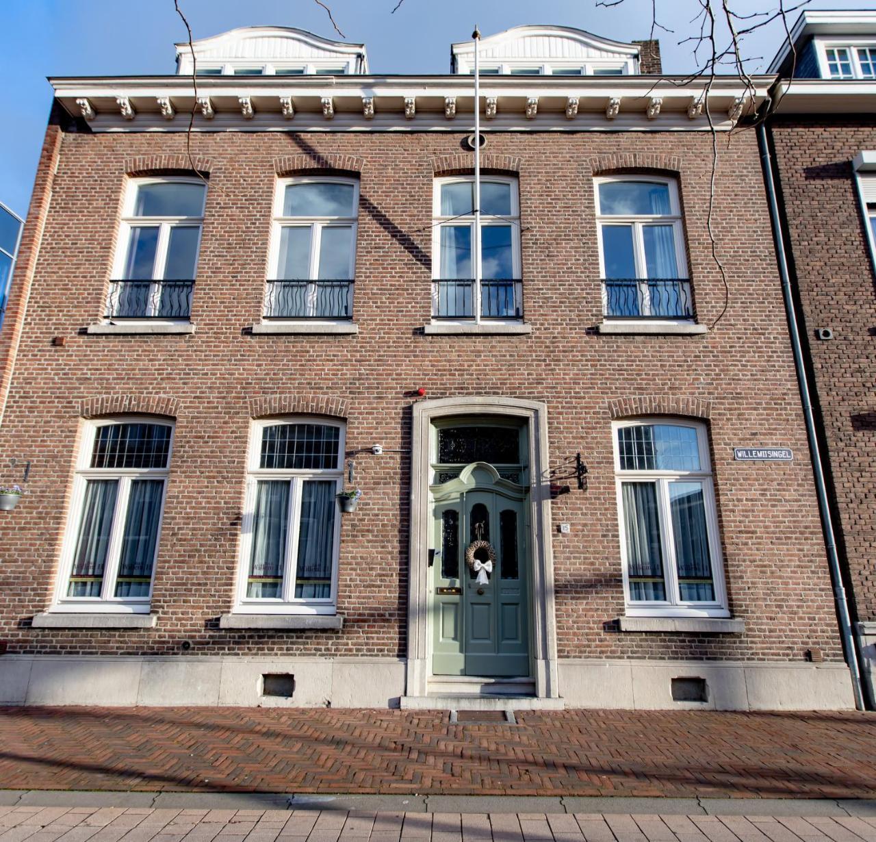 Willem Ii 3* Roermond